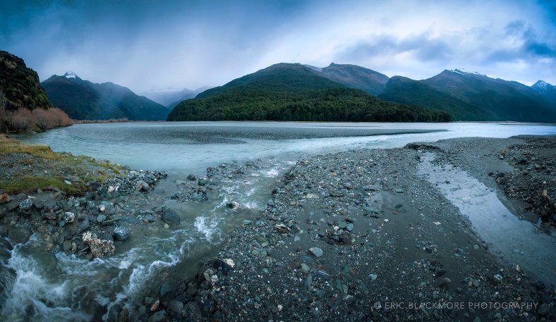 Rain moving in, over the mountain pass in Mt. Aspiring National Park